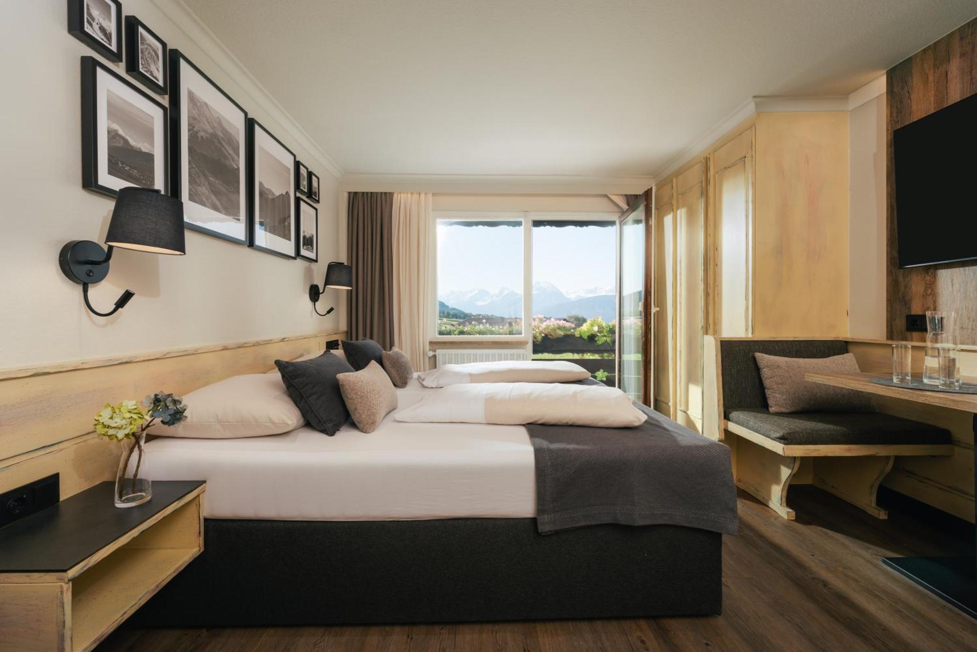 Mondi Hotel اكسامز المظهر الخارجي الصورة